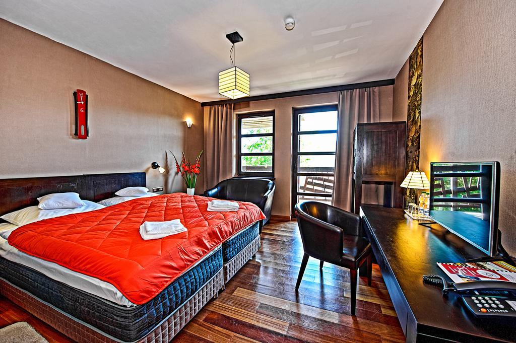 Double or Twin Room Balcony,204981097:JPEG